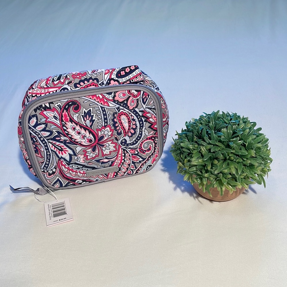 Vera Bradley Pack and Snack Gramercy Paisley NWT